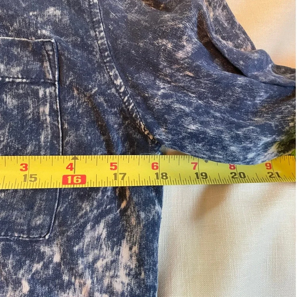 ByCorpus Womens Acid Wash Blue Denim Button Down Shirt Long Sleeve Small Western